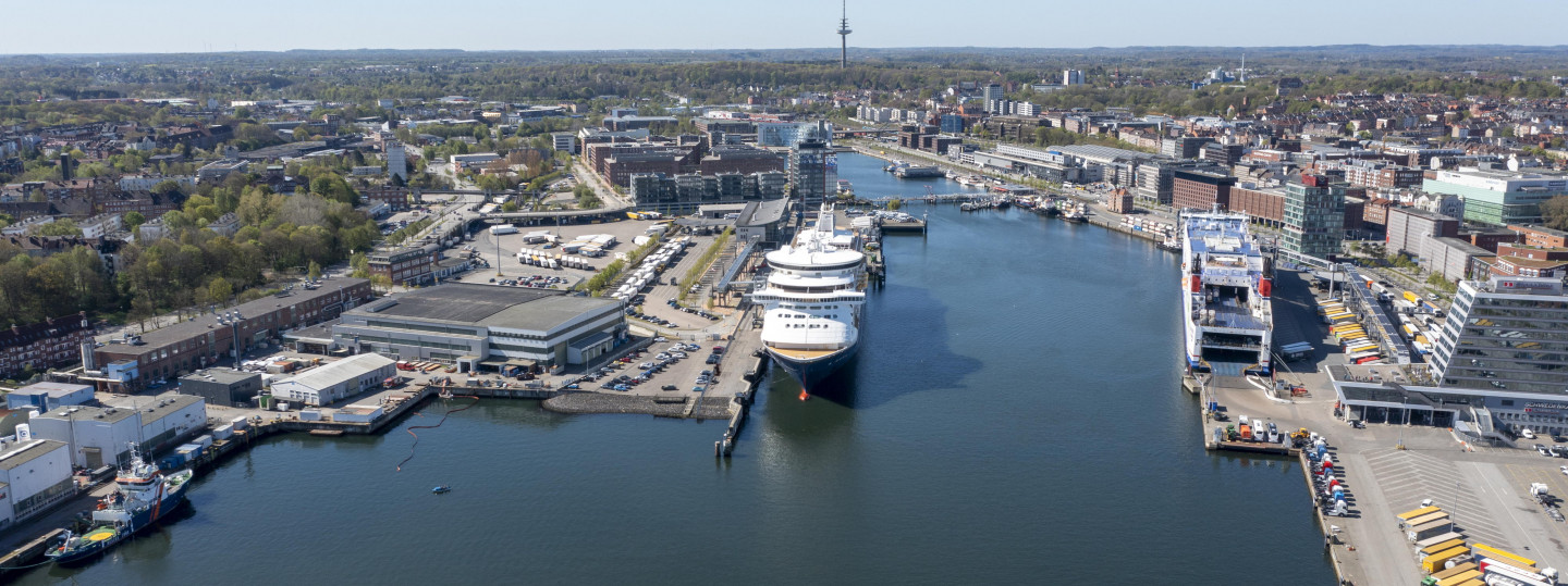Luftaufnahme des Norwegenkai am Seehafen Kiel