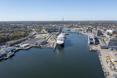 Luftaufnahme des Norwegenkai am Seehafen Kiel
